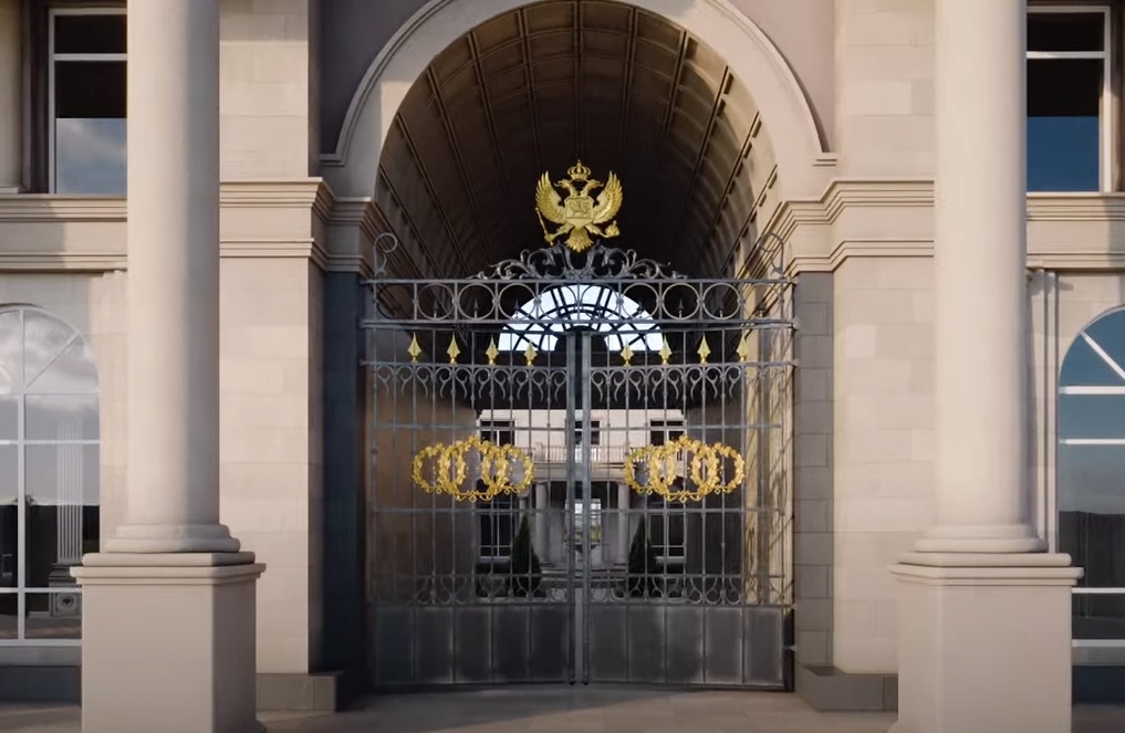 Як виглядає секретний палац Путіна: фото та відео